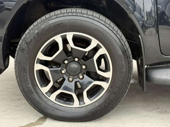 TOYOTA-HILUX-2.8 D-4D TURBO DIESEL CD SRX 4X4 AUTOMÁTICO TOYOTA-HILUX-2021