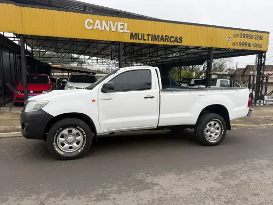 TOYOTA HILUX 3.0 4X4 CS 16V TURBO INTERCOOLER DIESEL 2P MANUAL TOYOTA HILUX 3.0 4X4 CS 16V TURBO INTERCOOLER DIESEL 2P MANUAL