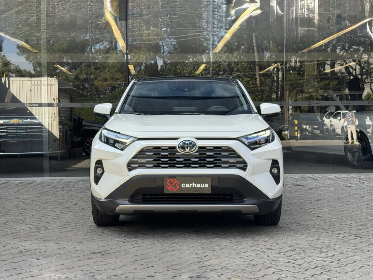 Toyota RAV4 — foto 2