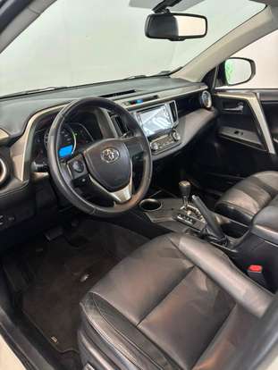 TOYOTA-RAV4-2014