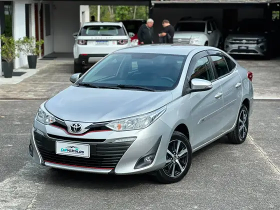 TOYOTA YARIS 1.5 16V FLEX SEDAN XS MULTIDRIVE