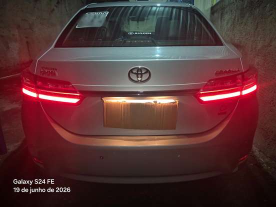 TOYOTA-COROLLA-1.8 GLI 16V FLEX 4P AUTOMÁTICO TOYOTA-COROLLA-2017