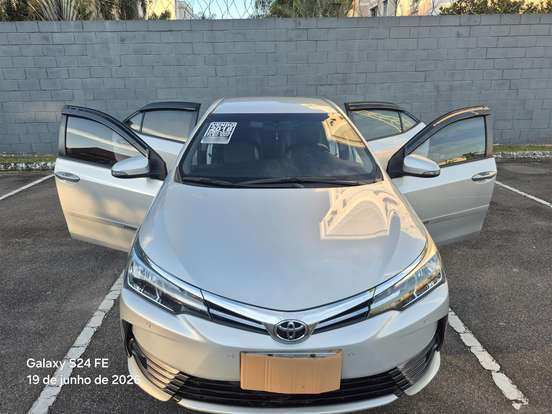 TOYOTA-COROLLA-1.8 GLI 16V FLEX 4P AUTOMÁTICO TOYOTA-COROLLA-2017