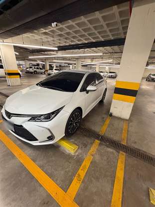 TOYOTA-COROLLA-2024