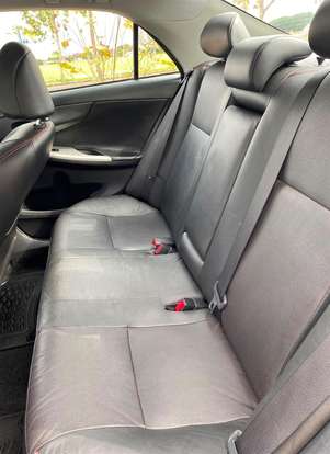 TOYOTA-COROLLA-2012