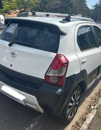 TOYOTA-ETIOS-1.5 XS 16V FLEX 4P MANUAL TOYOTA-ETIOS-2015