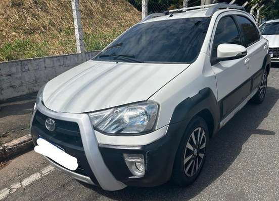 TOYOTA-ETIOS-1.5 XS 16V FLEX 4P MANUAL TOYOTA-ETIOS-2015