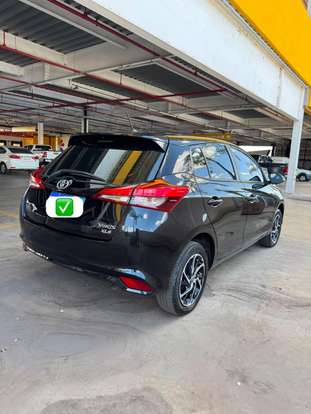 TOYOTA-YARIS-2022