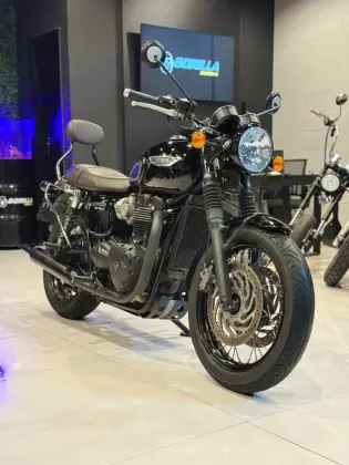 TRIUMPH BONNEVILLE T120 BLACK 1200 