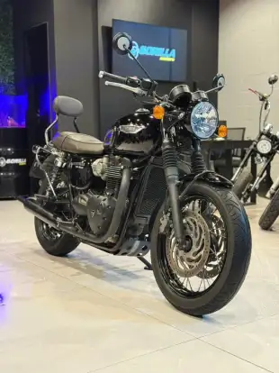 TRIUMPH-BONNEVILLE T120 BLACK 1200 TRIUMPH-BONNEVILLE T120 BLACK 1200-2020