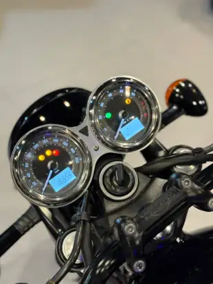 TRIUMPH-BONNEVILLE T120 BLACK 1200-2020