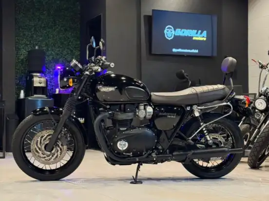 TRIUMPH-BONNEVILLE T120 BLACK 1200 TRIUMPH-BONNEVILLE T120 BLACK 1200-2020
