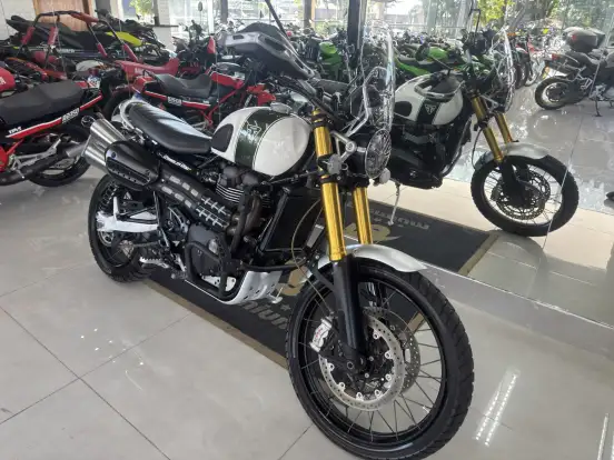 TRIUMPH-SCRAMBLER 1200 XE TRIUMPH-SCRAMBLER 1200 XE-2019