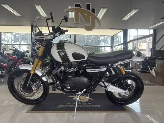 TRIUMPH-SCRAMBLER 1200 XE-2019