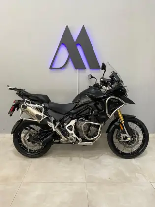TRIUMPH TIGER 1200 BLACK EDITION TRIUMPH TIGER 1200 BLACK EDITION