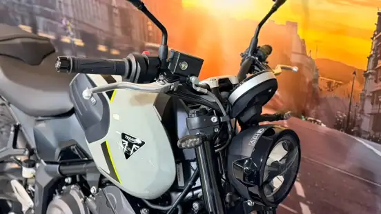 TRIUMPH-TRIDENT 660-2026