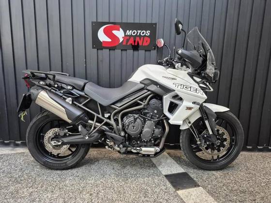 TRIUMPH TIGER 800 XCX 