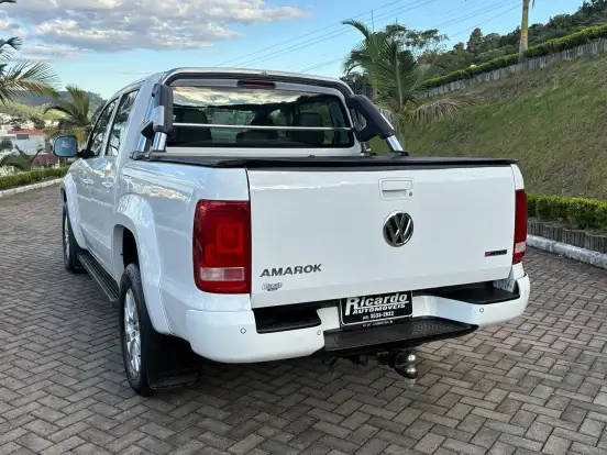 VOLKSWAGEN-AMAROK-2.0 COMFORTLINE 4X4 CD 16V TURBO INTERCOOLER DIESEL 4P AUTOMÁTICO VOLKSWAGEN-AMAROK-2019