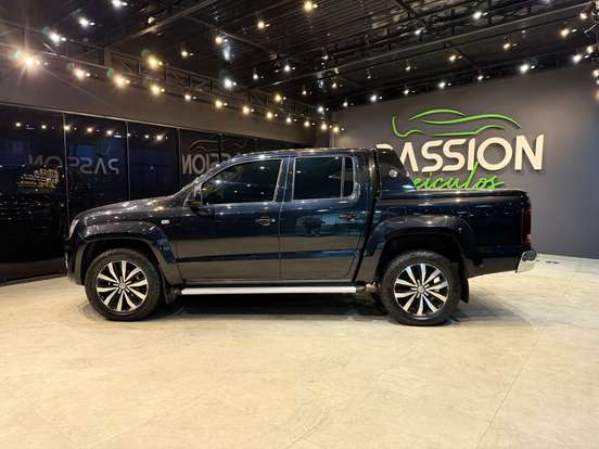 VOLKSWAGEN-AMAROK-2017