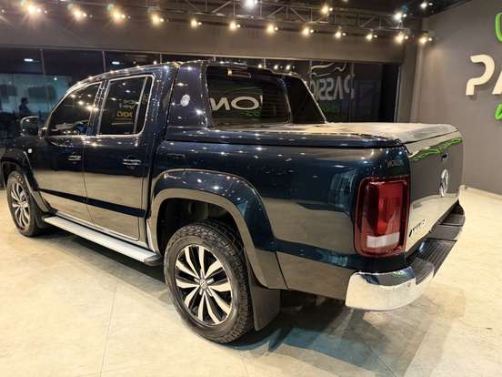 VOLKSWAGEN-AMAROK-2017