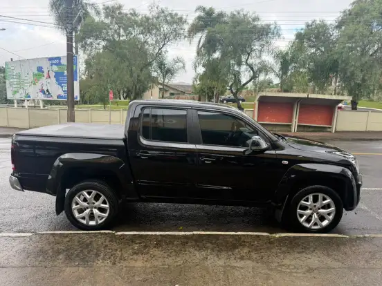 VOLKSWAGEN-AMAROK-2023