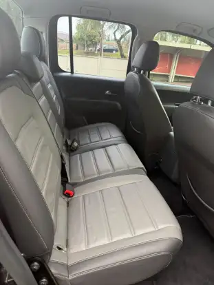VOLKSWAGEN-AMAROK-2023