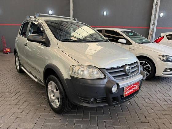 VOLKSWAGEN CROSSFOX 1.6 MI FLEX 8V 4P MANUAL