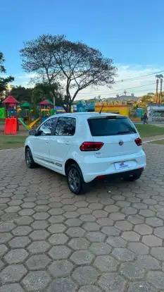 VOLKSWAGEN-FOX-2019