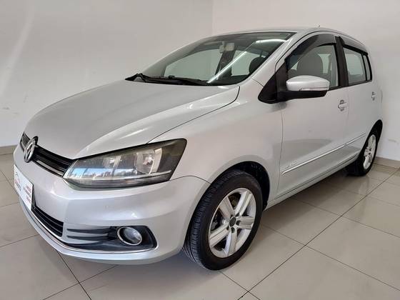 VOLKSWAGEN FOX 1.6 MSI HIGHLINE 16V FLEX 4P MANUAL