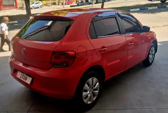 VOLKSWAGEN-GOL-2013