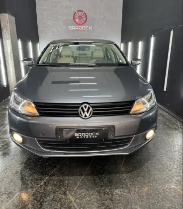 VOLKSWAGEN JETTA 2.0 TSI HIGHLINE 211CV GASOLINA 4P TIPTRONIC