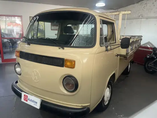 VOLKSWAGEN-KOMBI-1987