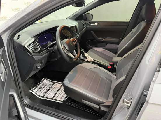 VOLKSWAGEN-NIVUS-1.0 200 TSI TOTAL FLEX HIGHLINE AUTOMÁTICO VOLKSWAGEN-NIVUS-2024