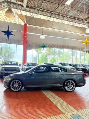 VOLKSWAGEN-PASSAT-2017