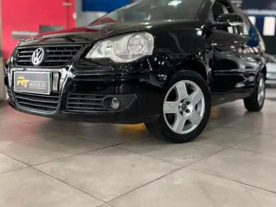 VOLKSWAGEN-POLO-1.6 MI 8V TOTAL FLEX 4P MANUAL VOLKSWAGEN-POLO-2010