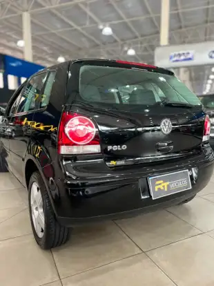 VOLKSWAGEN-POLO-2010