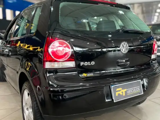VOLKSWAGEN-POLO-1.6 MI 8V TOTAL FLEX 4P MANUAL VOLKSWAGEN-POLO-2010