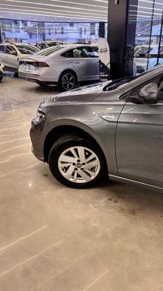 VOLKSWAGEN-POLO-2025