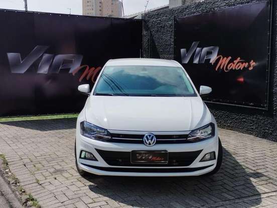 VOLKSWAGEN-POLO-2018