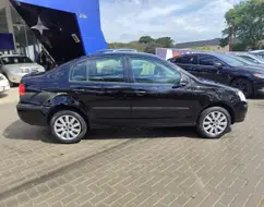 VOLKSWAGEN POLO SEDAN 1.6 8V GASOLINA 4P MANUAL VOLKSWAGEN POLO SEDAN 1.6 8V GASOLINA 4P MANUAL