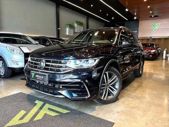 VOLKSWAGEN TIGUAN 2.0 300 TSI GASOLINA ALLSPACE R-LINE AUTOMÁTICO