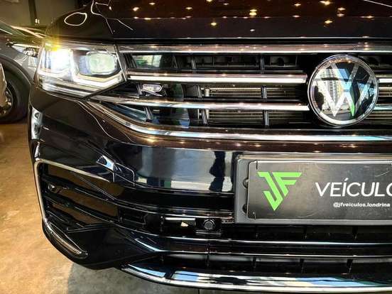 VOLKSWAGEN-TIGUAN-2023