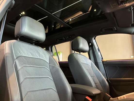 VOLKSWAGEN-TIGUAN-2.0 300 TSI GASOLINA ALLSPACE R-LINE AUTOMÁTICO VOLKSWAGEN-TIGUAN-2023