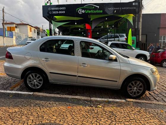 VOLKSWAGEN VOYAGE 1.6 MI TRENDLINE 8V FLEX 4P MANUAL
