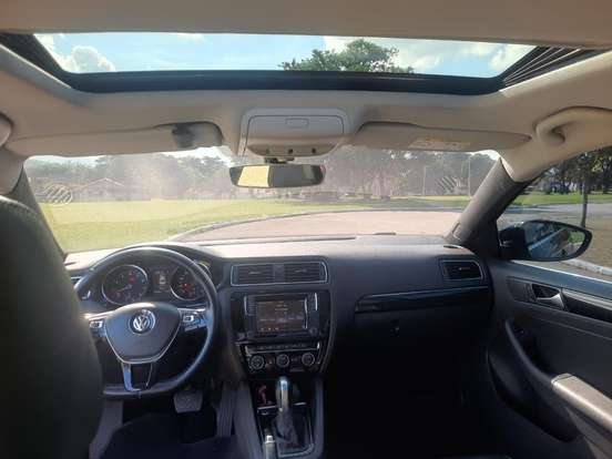 VOLKSWAGEN-JETTA-2017
