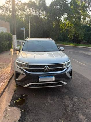 VOLKSWAGEN TAOS 1.4 250 TSI TOTAL FLEX HIGHLINE AUTOMÁTICO