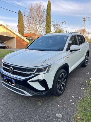 VOLKSWAGEN-TAOS-2022