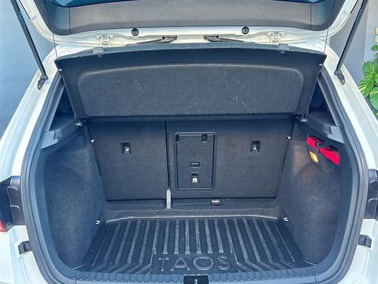 VOLKSWAGEN-TAOS-1.4 250 TSI TOTAL FLEX HIGHLINE AUTOMÁTICO VOLKSWAGEN-TAOS-2022