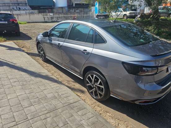 VOLKSWAGEN-VIRTUS-2023
