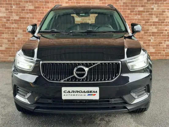 VOLVO-XC40-2.0 T4 GASOLINA GEARTRONIC VOLVO-XC40-2018